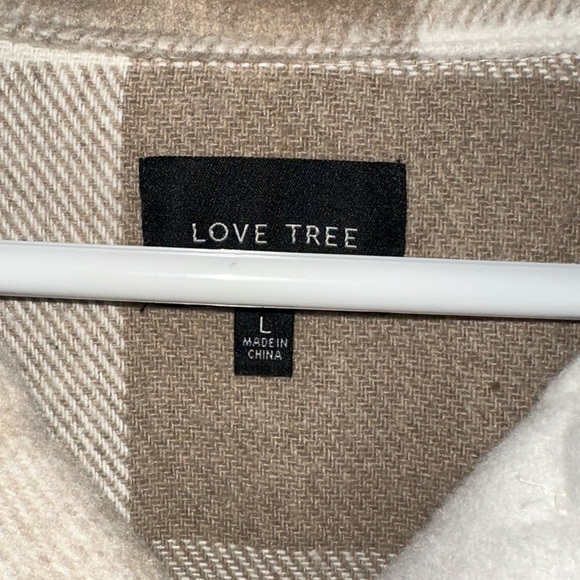 Women’s shacket - Picture 2 of 3